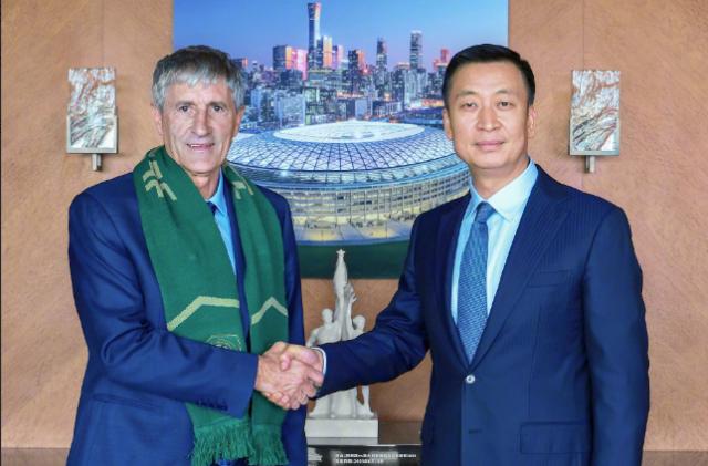 世俱杯赔率-国安新帅曾造“2比8惨案” 与梅西冲突执教23年零冠